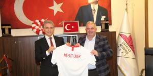 TÜRKİYE AMATÖR SPOR KULÜPLERİ KONFEDERASYONU’NDAN BAŞKAN MESUT ÜNER’E ZİYARET