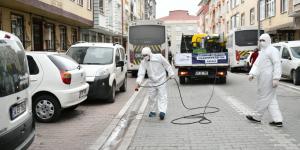 ESENYURT’TA CADDE VE SOKAKLAR KORONAVİRÜSE KARŞI İLAÇLANIYOR