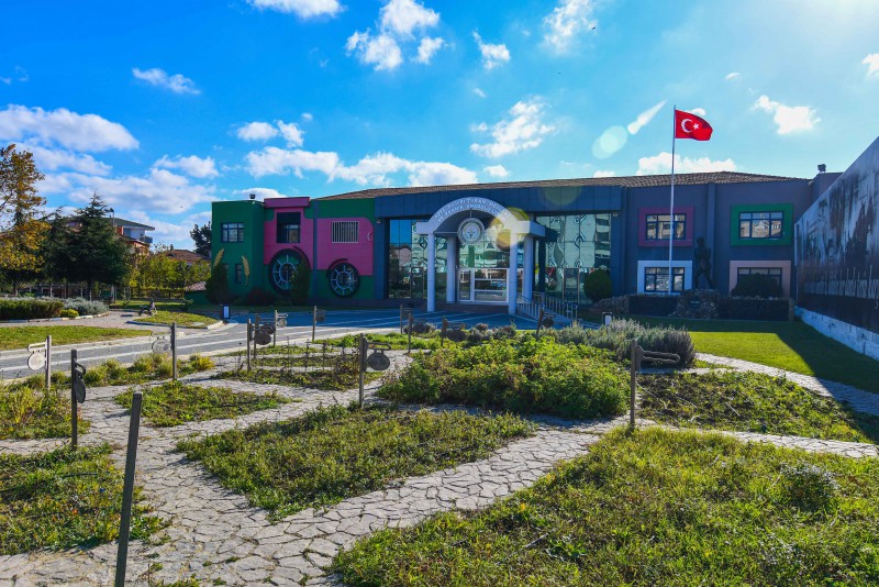 TÜRAM LİSESİ ÖĞRENCİLERİ BU KEZ İSPANYA YOLCUSU