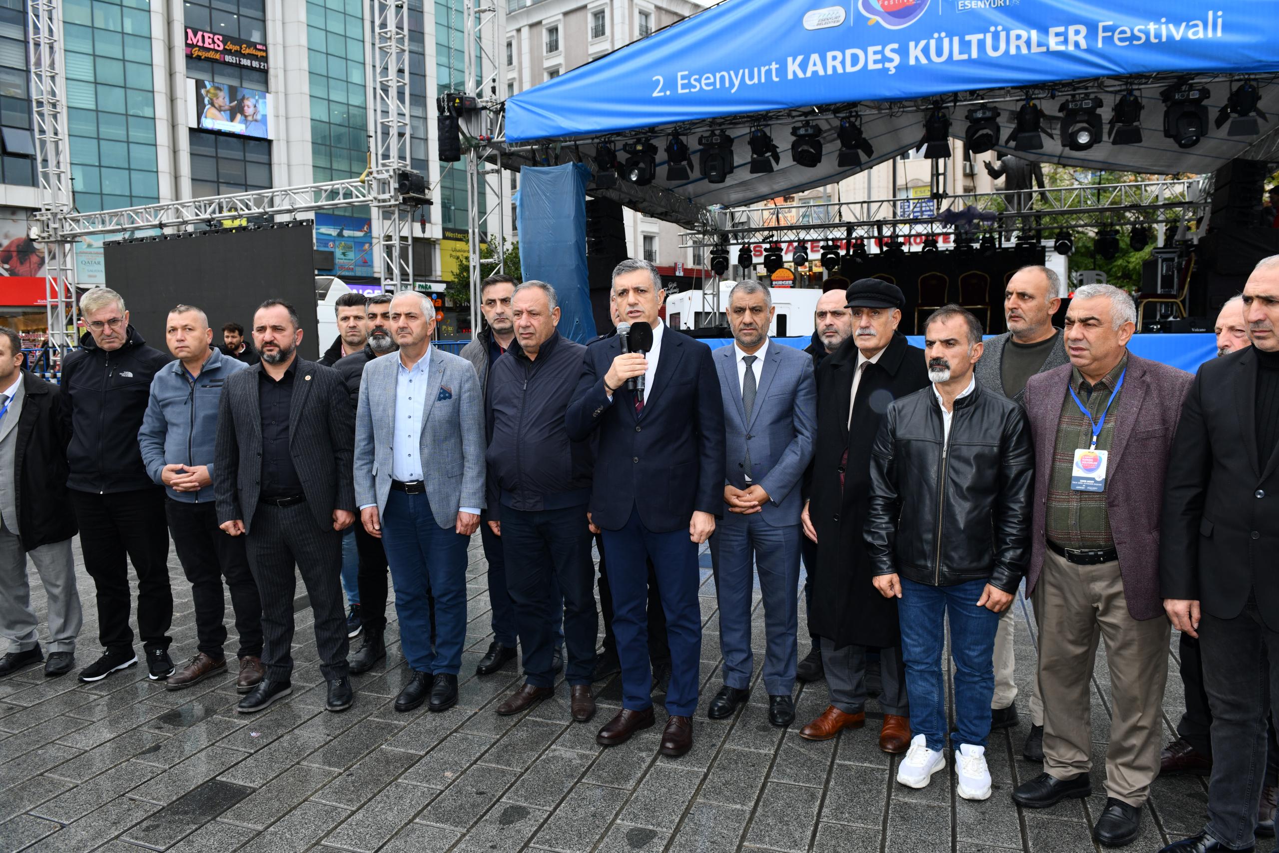 FİLİSTİN’E YAPILAN SALDIRI SONRASI ESENYURT’TA KONSERLER İPTAL EDİLDİ