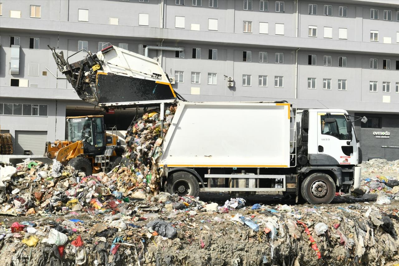 YOĞUN ŞİKÂYET ALAN ÇÖP TESİSİ BİR GÜNDE KALDIRILDI