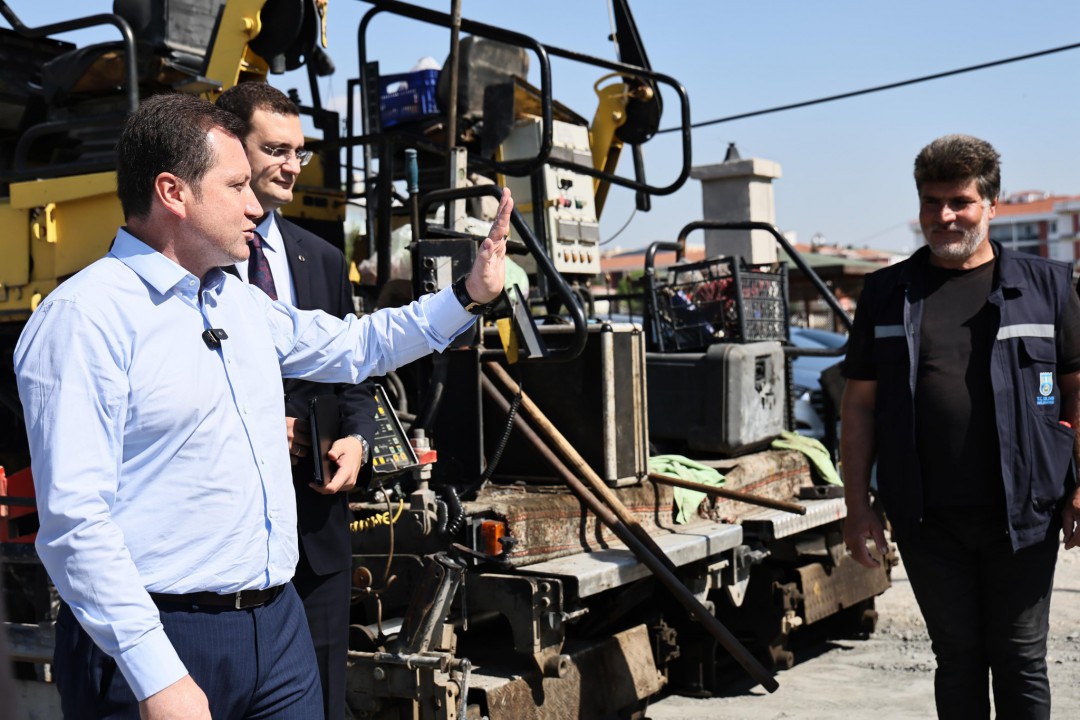 BAŞKAN BALCIOĞLU  YOL ÇALIŞMALARINI YERİNDE İNCELEDİ