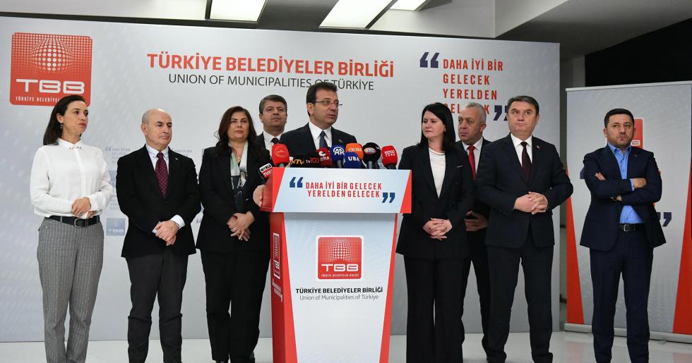 İMAMOĞLU:  “TBB OLARAK SIĞINMACILARIN GÜVENLİ GERİ DÖNÜŞÜ İÇİN SORUMLULUKTAN KAÇMAYACAĞIZ”